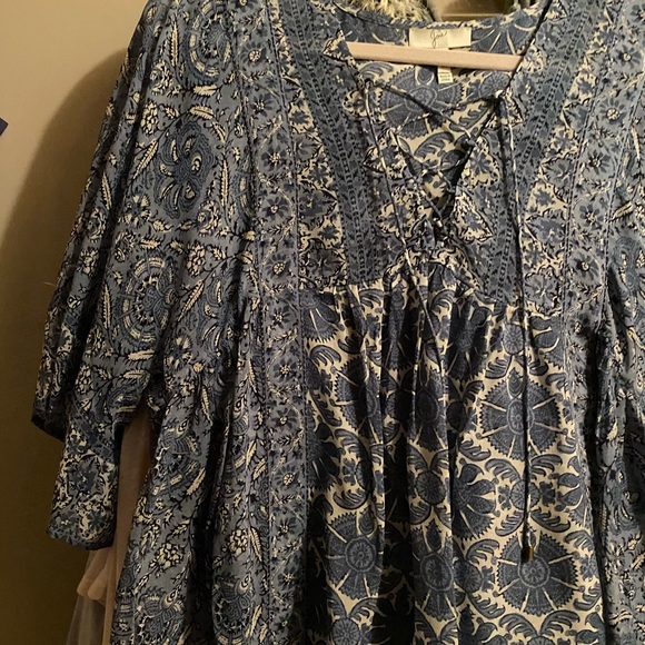 JOIE Blouse - Picture 2 of 6